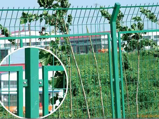 公路護(hù)欄網(wǎng)